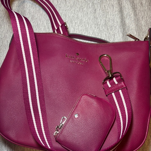 kate spade Handbags - KATE SPADE PURSE